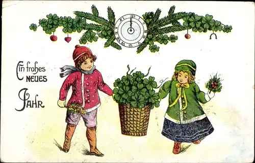 Ak Glückwunsch Neujahr, Kinder mit Kleeblättern, Uhr