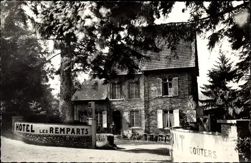 Ak Lyons la Foret Eure, Hotel Les Remparts