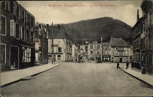 Ak Senones Sens Lothringen Vosges, Straßenpartie, westlicher Kriegsschauplatz 1. WK, Ruinen