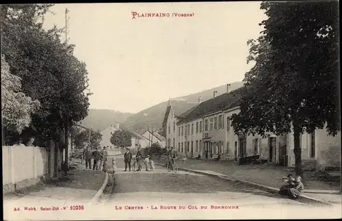 Ak Plainfaing Vosges, Le Centre, La Route du Col du Bonhomme