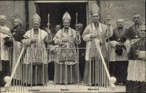 Ak Bayeux Calvados, Eveques de Evreux, Paris, Bayeux