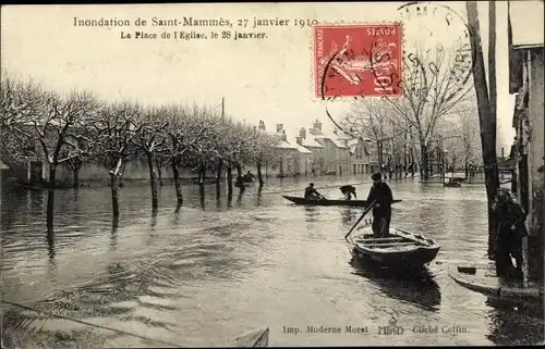 Ak Saint Mammès Seine et Marne, Inondation, 27 Janvier 1910, Place de l'eglise, bateaux