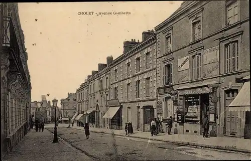 Ak Cholet Maine et Loire, Avenue Gambetta