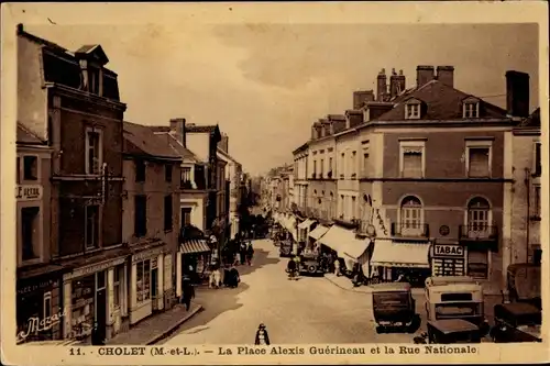 Ak Cholet Maine et Loire, La Place Alexis Guerineau et la Rue Nationale