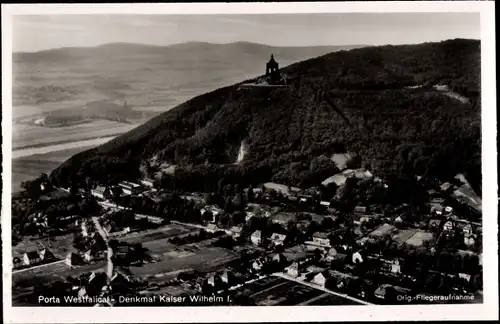 Ak Porta Westfalica, Fliegeraufnahme, Kaiser Wilhelm I. Denkmal