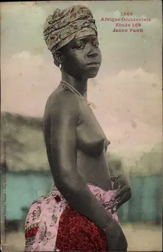 Ak Jeune Fanti, seins nus