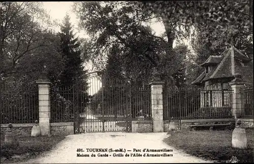 Ak Tournan Seine et Marne, Parc d'Armainvilliers, Maison du Garde