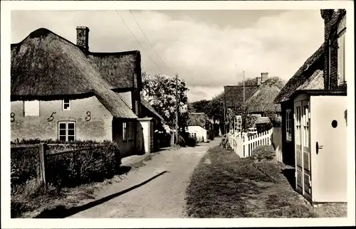 Ak Insel Amrum in Nordfriesland, Dorfstraße