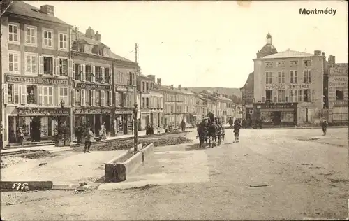 Ak Montmédy Lothringen Meuse, Epicerie Centrale, Platz