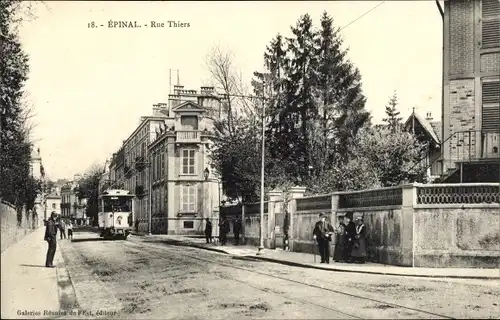 Ak Épinal Lothringen Vosges, Rue Thiers, Tramway