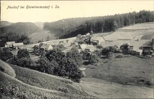 Ak Neudorf Hinterhermsdorf Sebnitz, Blick auf den Ort