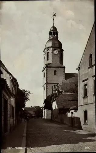 Ak Frohburg in Sachsen, Partie an der Kirche