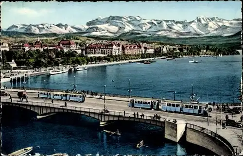 Ak Zürich Stadt Schweiz, Quaibrücke mit Utoquai, Straßenbahnen