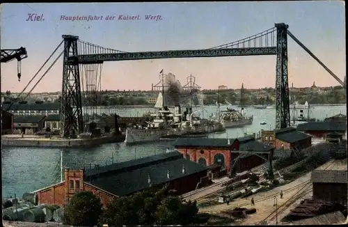 Ak Hansestadt Kiel, Haupteinfahrt der Kaiserlichen Werft, Deutsche Kriegsschiffe