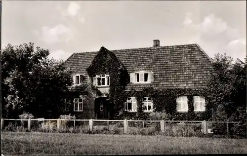 Ak Utersum Insel Föhr Nordfriesland, Haus am Deich