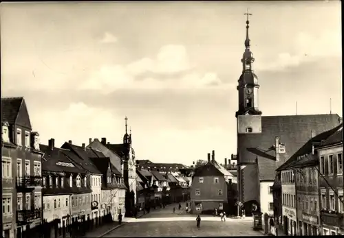 Ak Lunzenau in Sachsen, Marktpartie mit Kirche