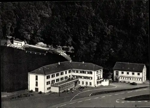 Ak Nonnweiler an der Saar, Sanatorium Waldhotel
