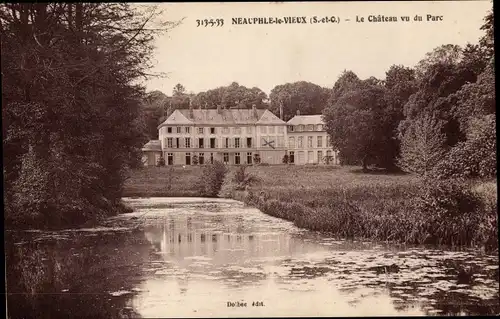 Ak Neauphle le Vieux Yvelines, Le Chateau vu du Parc