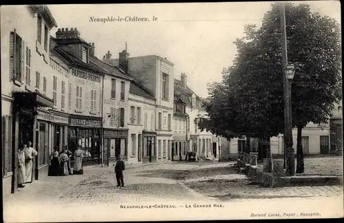 Ak Neauphle le Chateau Yvelines, La Grande Rue