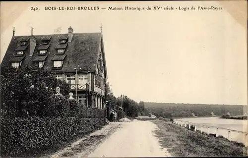 Ak Bois le Roi Brolles Seine et Marne, Maison Historique du XVe siecle