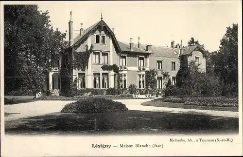 Ak Lesigny Seine et Marne, Maison Blanche