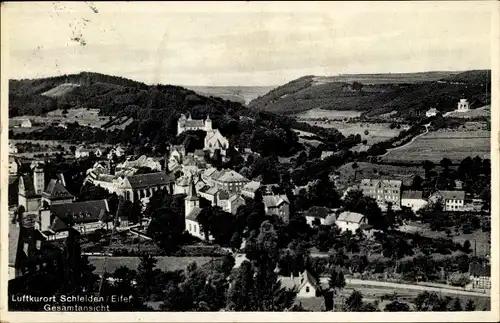 Ak Schleiden in der Eifel in Nordrhein Westfalen, Blick auf den Ort mit Umgebung