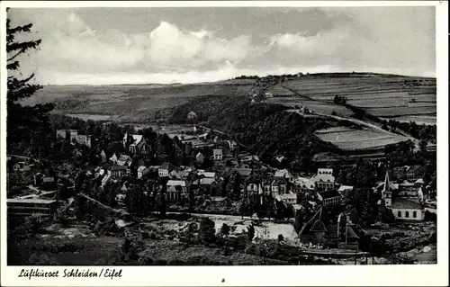 Ak Schleiden in der Eifel in Nordrhein Westfalen, Blick auf den Ort mit Umgebung