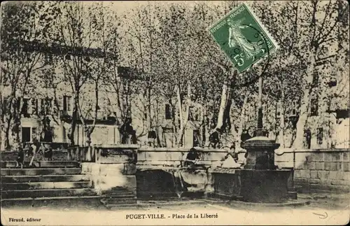 Ak Puget Ville Var, Place de la Liberté