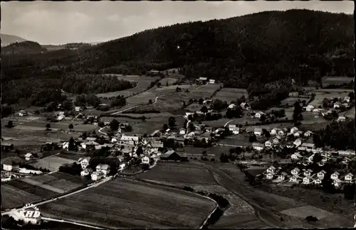 Ak Böbrach in Niederbayern, Fliegeraufnahme vom Ort