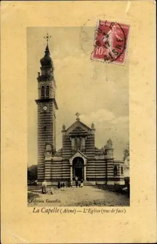 Ak La Capelle en Thierache Aisne, L'Eglise, Kirche