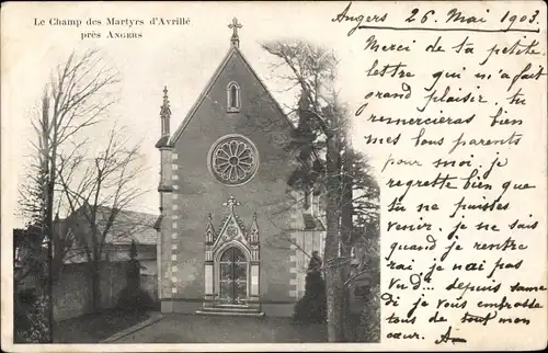 Ak Avrillé Maine et Loire, Champ des Martyrs, Prés Angers