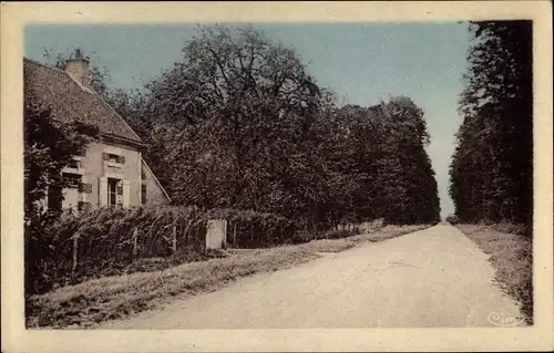 Ak Mont près Chambord Loir et Cher, Maison forestière, Allée du Roi de Pologne