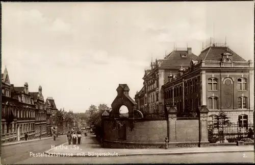 Ak Hartha Mittelsachsen, Pestalozzistraße mit Bürgerschule