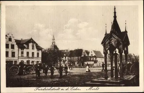 Ak Friedrichstadt an der Eider, Markt, Wasserpumpe