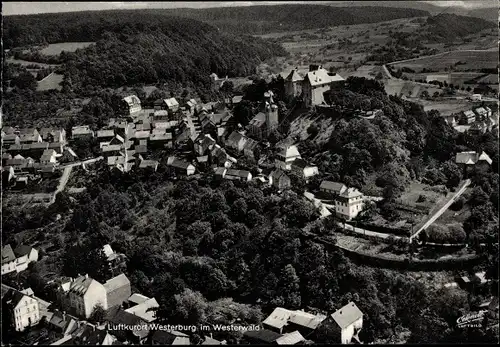 Ak Westerburg im Westerwald, Fliegeraufnahme, Schloss