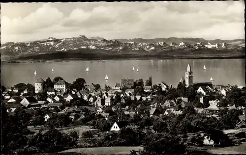 Ak Überlingen am Bodensee, Gesamtansicht, Schweizer Alpen