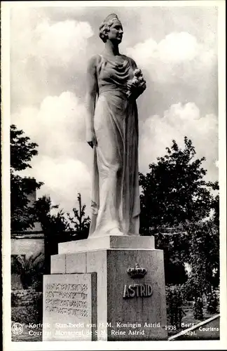 Ak Kortrijk Courtrai Westflandern, Monument Reine Astrid