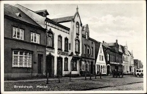 Ak Bredstedt in Nordfriesland, Markt, Geschäftshaus Carl Brodersen