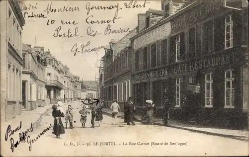 Ak Le Portel Pas de Calais, La Rue Carnot, Cafe Restaurant