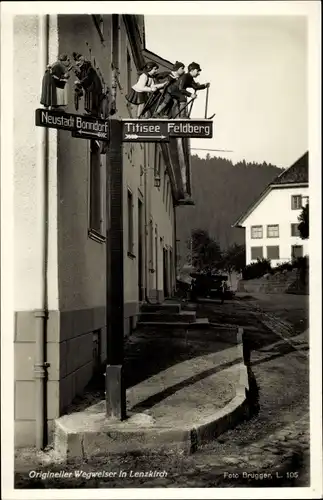 Ak Lenzkirch im Schwarzwald, Wegweiser