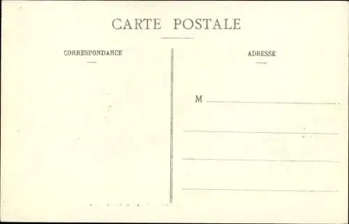 Ak Sissonne Aisne, Depart de Cavalerie pour la Manoeuvre