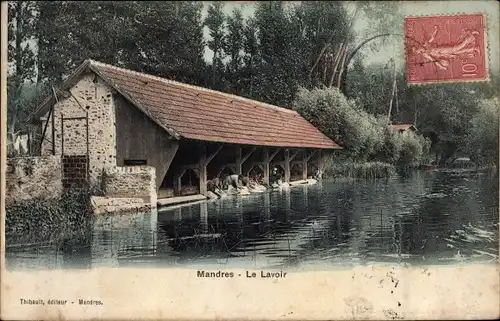 Ak Mandres Eure, Le Lavoir