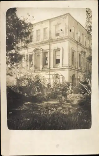 Foto Ak Insel Chalki Griechenland, Deutscher Soldat in einem Garten