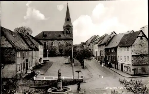 Ak Holzappel Rheinland Pfalz, Kirche, Straßenpartie