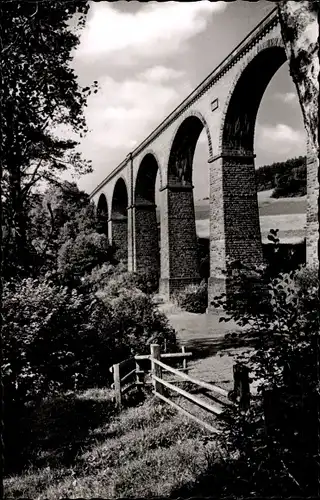 Ak Beerfelden Oberzent im Odenwald, Viadukt