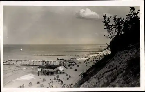 Foto Ak Ostseebad Kölpinsee auf Usedom, Strand, Seebrücke