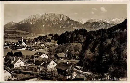 Ak Oberaudorf Oberbayern, Teilansicht des Ortes mit Kaisergebirge