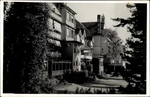 Foto Ak Schömberg im Schwarzwald Württemberg, Durchblick, Häuser