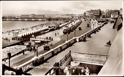 Foto Ak Brighton East Sussex England, Madeira Drive, Palace Pier