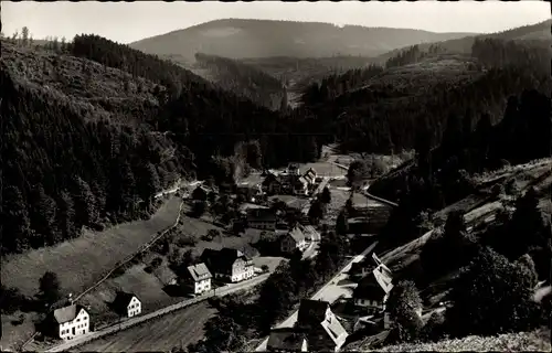 Ak Schönmünzach im Murgtal Baiersbronn im Schwarzwald, Teilansicht, Talblick